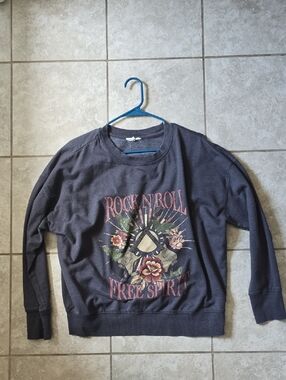 Maurices Charcoal Cozy Fleece Sweatshirt